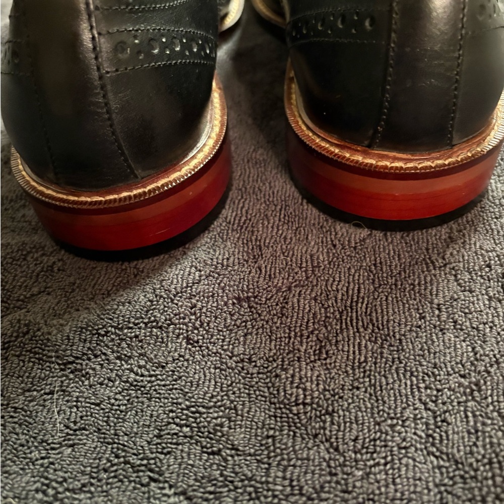Men’s Banana Republic Black Leather Dress Shoes with Brown Welt Size 8.5 - Picture 7 of 14